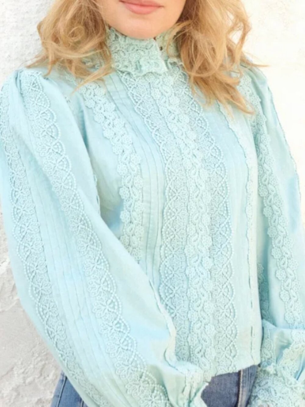 ALICE & OLIVIA GORGEOUS VINTAGE BLOUSE